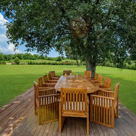 فيلة Stately In Baderna With Private Full Size Pool Stifanići